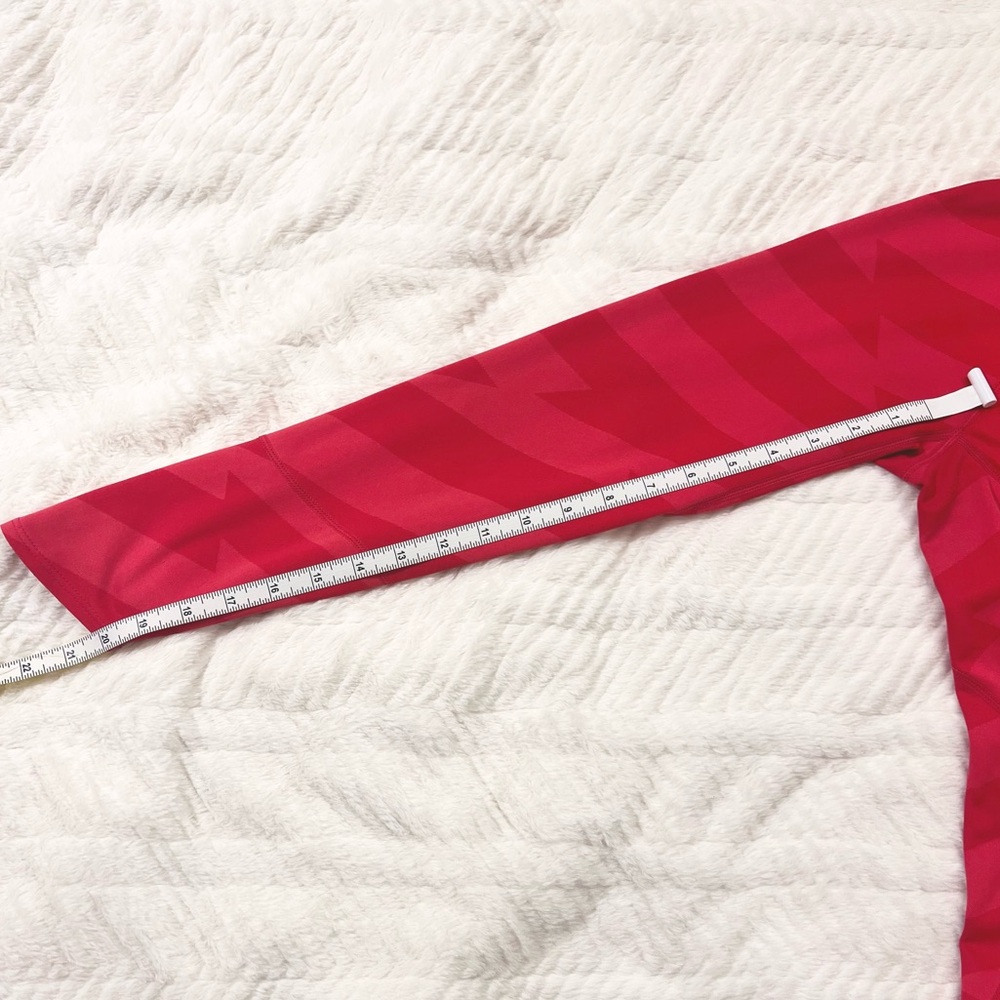 Nike Dri-FIT long sleeve quarter zip running jacket size small in hot pink - Picture 13 of 15